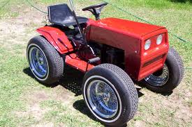 Le tracteur tondeuse est l'équipement idéal pour l'entretien de votre jardin. Le Tuning Lautoporte Info