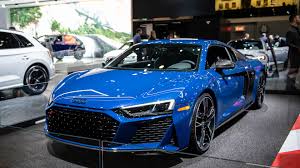 Audi's trademark hexagonal singleframe grille has gained some width and lost some height, making it broader and flatter, while the chrome surround is gone completely. 2020 R8 Gets New Look 200 Mph Top Speed For All Models