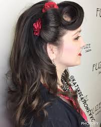 In the early 20th century, pin up hairstyles for short hair entered into the heart of the fashion industry, for the next fashion show, clothing mannequins. 42 Pin Up Hairstyles That Scream Retro Chic Tutorials Included
