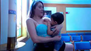 Leigh Felten Breastfeeding – Telegraph