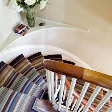 how to choose a striped carpet that