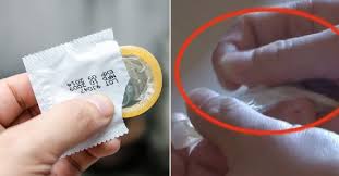 Condom, drži se da je nazvan prema engleskom liječniku iz 18. Kondom Bocor Dua Kali Berturut Turut Pria China Tuntut Perusahaan Durex