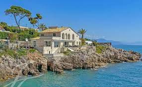 luxury seafront homes in cap d