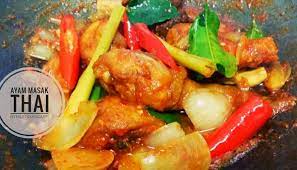 Kurangkan api, tutup periuk, dan renehkan lebih kurang 8 minit, hingga ayam masak. Resipi Ayam Masak Thai Ala Kedai Siam Paling Sedap Mudah Masak