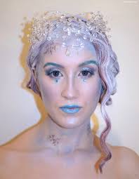 halloween makeup idea ice queen
