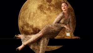 Use custom templates to tell the right story for your business. Marion Cotillard Valse Sur La Lune Pour La Nouvelle Campagne Chanel N 5 Viedeluxe Fr
