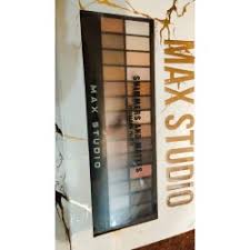 max studio eye shadow kit 28 palette