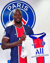 26k likes · 443 talking about this. 433 Official Danilo Pereira Psg Paris Saint Germain Facebook