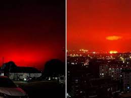 Blood-red sky over Chinese city left ...