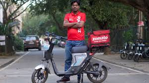 Thousands of Yulu EVs to be deployed by Zomato for greener last-mile  deliveries | HT Auto