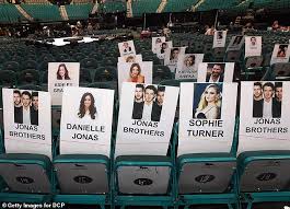 Taylor Swift Seated Next To Her Me Co Singer Brendan Urie