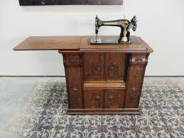 The singer sewing machines sale offered on the site are applicable to industrial uses too because of their abilities in saving energy bills for you. Treadle Singer Sewing Machine Oak Drawing Room Cabinet Antiques By Design