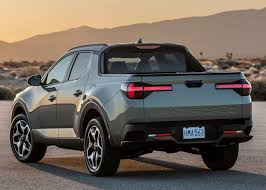 The santa cruz has a choice between two gas engines. Hyundai Says Santa Cruz Is Pickup Suv And Crossover All In One Vehicle Go Zip Zap Zoom