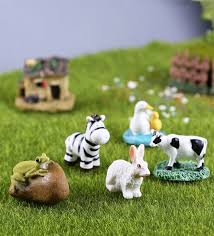 Miniature Set Of 5 Garden Figurine