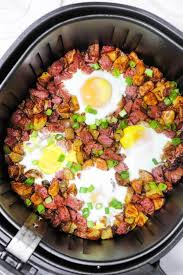 air fryer corned beef hash with eggs