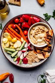 what to eat with hummus 25 things to
