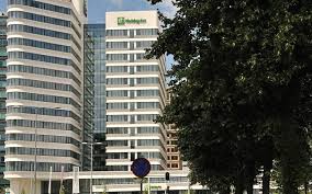 The hotel offers 323 rooms and the possibility to host large meetings up to 400 people in the adjoining holiday inn hotel. Holiday Inn Express Amsterdam Arena Towers An Ihg Hotel In Amsterdam Netherlands From 78 Photos Reviews Zenhotels Com