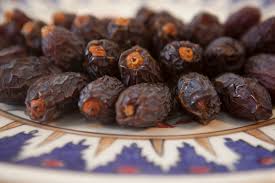 what are medjool dates benefits