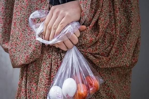 Inflation-stricken Iranians voice anger over soaring costs | Iran International