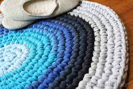 crochet rug from repurposed t shirts