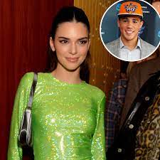 Kendall Jenner Supports Devin Booker ...
