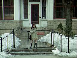 We began by being sensible, she laughs. Mary Richards Apartment On The Mary Tyler Moore Show Hooked On Houses