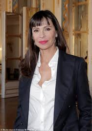 Sorry guys, mathilda may seems to be off the market. Mathilda May Biographie Spectacles Films Theatre Et Photos