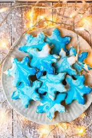 Divide plain dough and colored dough into 2. 64 Christmas Cookie Recipes Decorating Ideas For Sugar Cookies