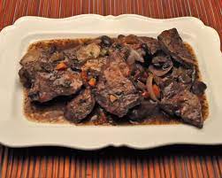 venison in red wine slow cooker