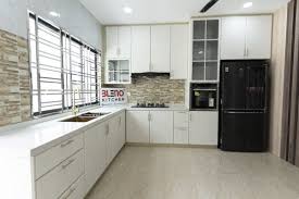 kitchen cabinet materials in msia