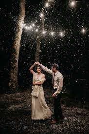 Almost every wedding now, i do includes a couple night shots. Now On The Blog 39 Nighttime Wedding Photos That Shine Bright After Dark Image By Samantha Night Wedding Photos Night Time Wedding Night Wedding Photography