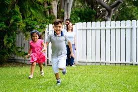 Best Fence Types For Family Kids