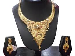 18 carat golden malabar gold necklace set