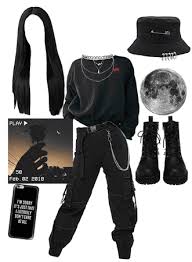 American rapper juice wrld black and white letterman jacket. Juice Wrld Robbery Outfit Shoplook
