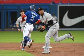 Toronto blue jays 2021 single game tickets available online here. Tigers Come Back To Beat Blue Jays In 10 Innings Mlive Com