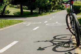 riding a mounn bike on pavement the