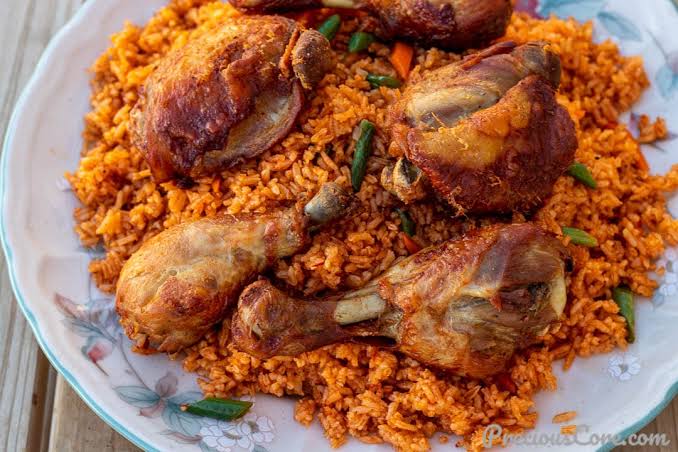 Jollof rice cooked with roasted chicken creates a perfect flavour and taste - How To