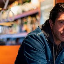 David lawrence schwimmer (born november 2, 1966) is an american actor, comedian, director and producer. David Schwimmer I M Very Aware Of My Privilege As A Heterosexual White Male David Schwimmer The Guardian
