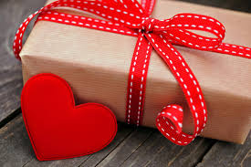 You can claim that your love may not cost a thing, but it doesn't mean you can't give or receive a thoughtful present. Valentine S Day Gift Ideas Under 20 Blog The Plaza