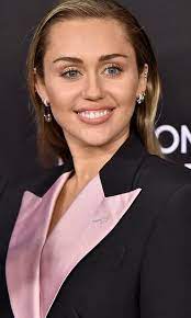 miley cyrus essential beauty s