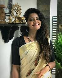 Latest beautiful photos of amala paul in trendy dress. Malayalam Actress Anupama Parameswaran Hot Photos In Yellow Saree Anupama Parameswaran Beautiful Actresses Beautiful Indian Actress