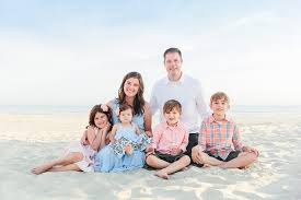 preparing for a beach photo session