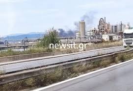 Αμέσως σήμανε συναγερμός στην πυροσβεστική και κινητοποιήθηκαν 18 πυροσβέστες με 6 οχήματα. Fwtia Ston Aspropyrgo Pics
