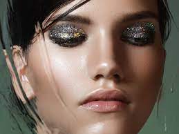how to wear glitter makeup this festive