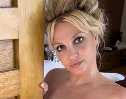 Britney Spears Goes Viral For Releasing Topless and Bottomless Photos of  Her in the Ocean – BlackSportsOnline