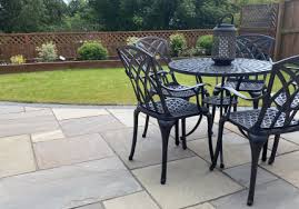 How To Arrange Outdoor Furniture Lazy