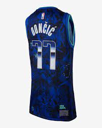 We have the official mavs city edition jerseys from nike and fanatics authentic in all the sizes, colors, and styles you need. Luka Doncic Select Series Nike Nba Trikot Fur Altere Kinder Nike De