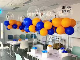 por balloon decorations for