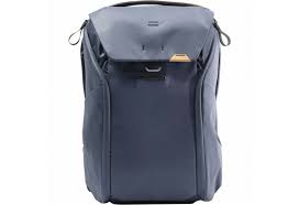 I haven't opened it or touched it because pd is offering to let me return the bag for store credit will both the 20l and 30l of v2 have improved laptop organizations? Peak Design Everyday Backpack 30l Zip V2 Midnight