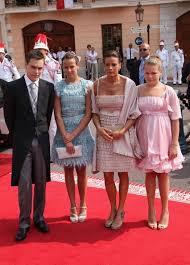 Проверьте 'královská rodina' перевод на английский. Blog Cz Princess Stephanie Of Monaco Princess Stephanie Princess Charlene